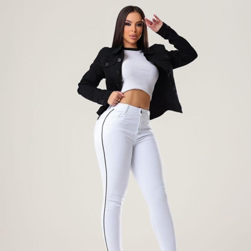 Calça Branca com Listra Lateral